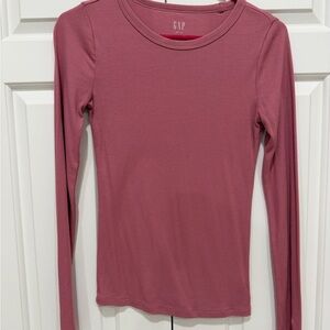 GAP Women's Mauve Long Sleeve Tee